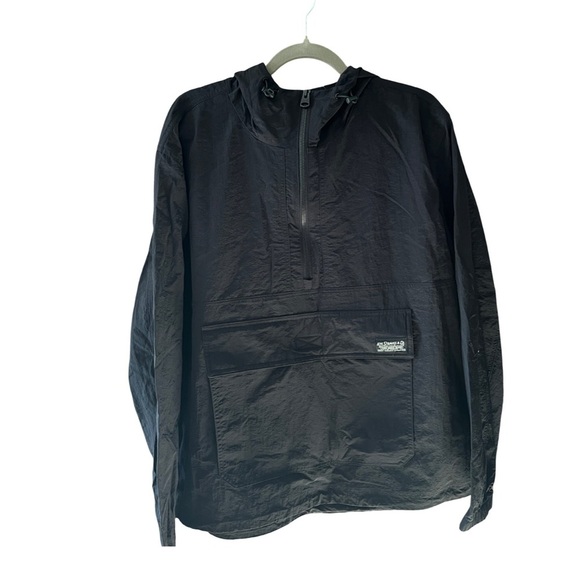 Levi’s Hooded Windbreaker XL NWOT | Lightweight Taslan Nylon - Picture 2 of 16